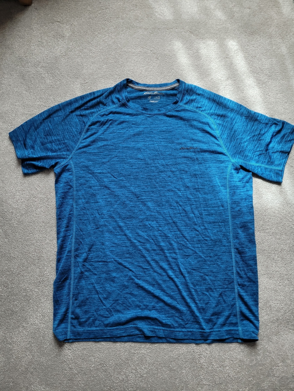 Eddie Bauer Men's Performance FreeDry Workout Short-Sleeve Crew Tee